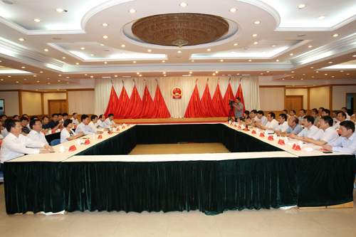 阜宁县党政代表团来我区考察