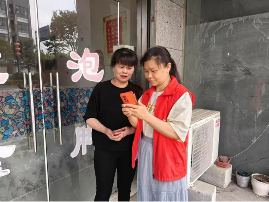 4.webp.png 4.webp.png