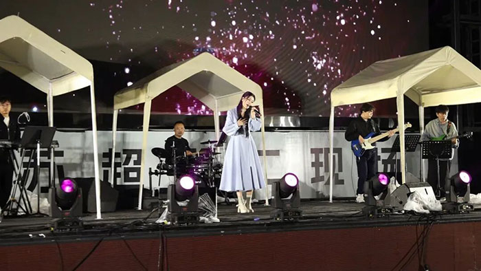 a02.jpg